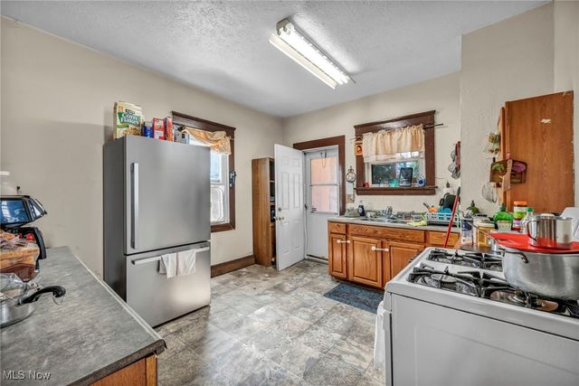 1774 E 31st Street, Lorain, OH 44055