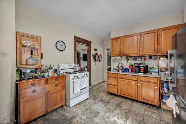 1774 E 31st Street, Lorain, OH 44055