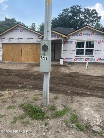 8239 BERRY Avenue, Jacksonville, FL 32211