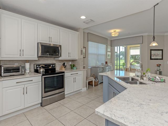 194 BELLA VISTA TERRACE 26A, Nokomis, FL 34275