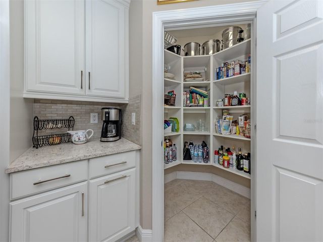 194 BELLA VISTA TERRACE 26A, Nokomis, FL 34275