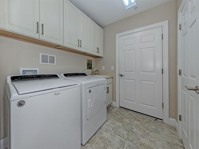 194 BELLA VISTA TERRACE 26A, Nokomis, FL 34275