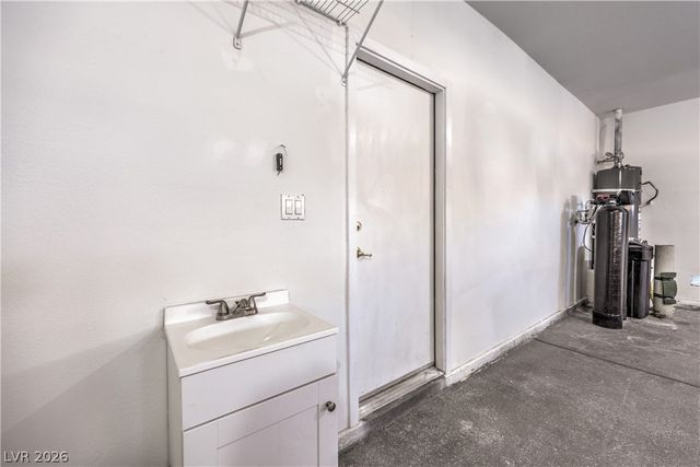 1299 Echo Creek Street, Henderson, NV 89052