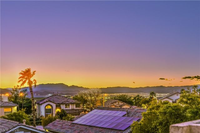 1299 Echo Creek Street, Henderson, NV 89052