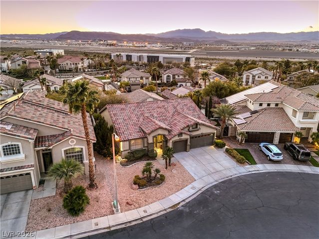 1299 Echo Creek Street, Henderson, NV 89052