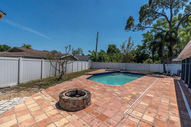 12101 74TH STREET, Largo, FL 33773