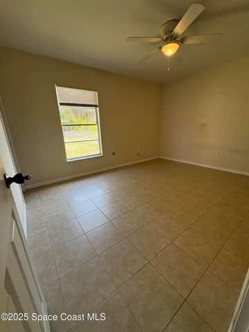 491 Alameda Avenue SE, Palm Bay, FL 32909