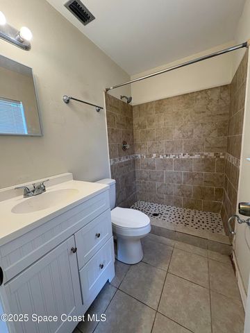 491 Alameda Avenue SE, Palm Bay, FL 32909