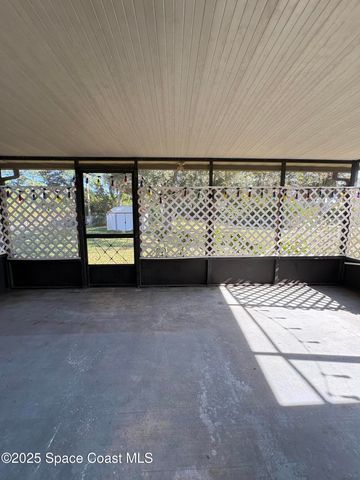 491 Alameda Avenue SE, Palm Bay, FL 32909