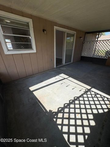 491 Alameda Avenue SE, Palm Bay, FL 32909