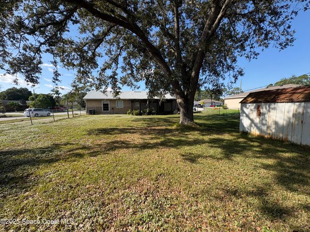 491 Alameda Avenue SE, Palm Bay, FL 32909