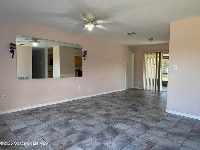 491 Alameda Avenue SE, Palm Bay, FL 32909