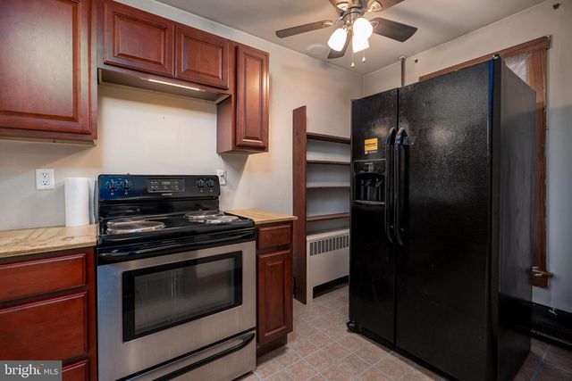 100 S CHESTNUT STREET, Mechanicsburg, PA 17055