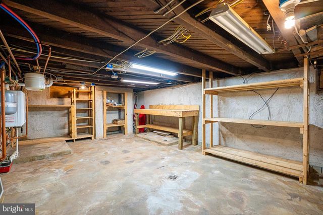 100 S CHESTNUT STREET, Mechanicsburg, PA 17055