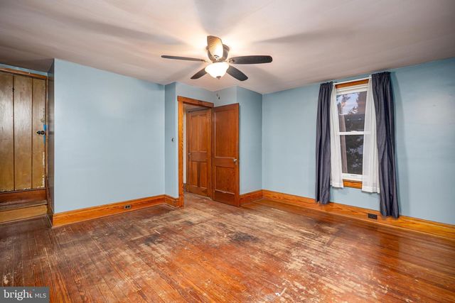 100 S CHESTNUT STREET, Mechanicsburg, PA 17055