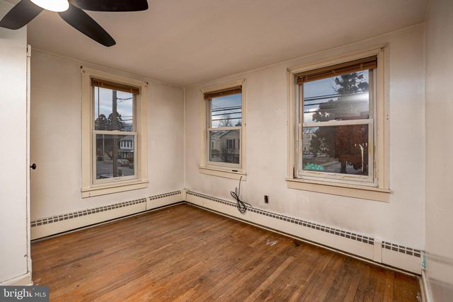 100 S CHESTNUT STREET, Mechanicsburg, PA 17055