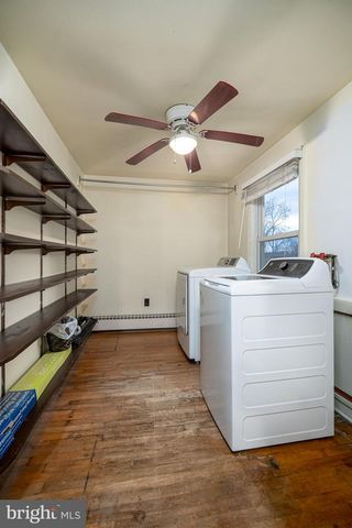 100 S CHESTNUT STREET, Mechanicsburg, PA 17055