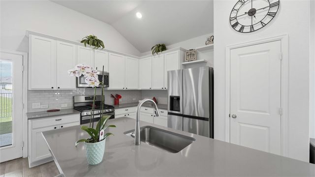 968 Blue Oak BLVD, San Marcos, TX 78666