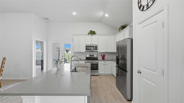 968 Blue Oak BLVD, San Marcos, TX 78666