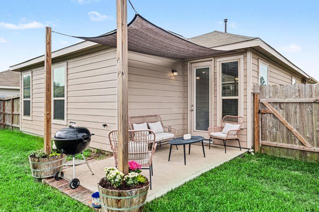 41530 Stampede Stream Drive, Magnolia, TX 77354