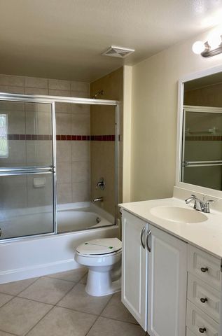 6530 Emerald Dunes Drive 304, West Palm Beach, FL 33411