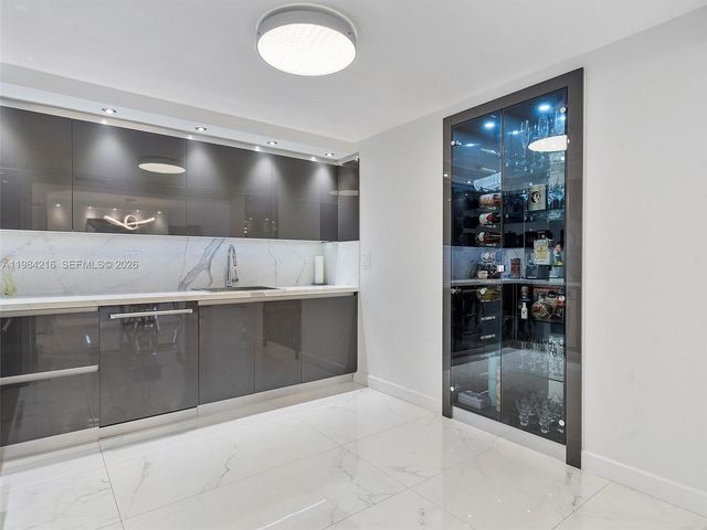 251 174th St 511, Sunny Isles Beach, FL 33160