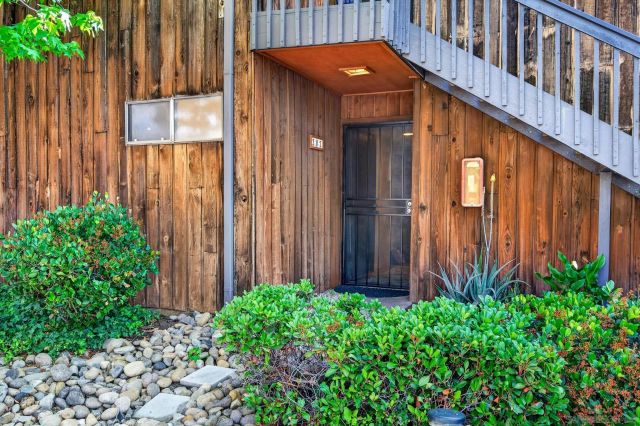 2157 Arnold 201, Alpine, CA 91901