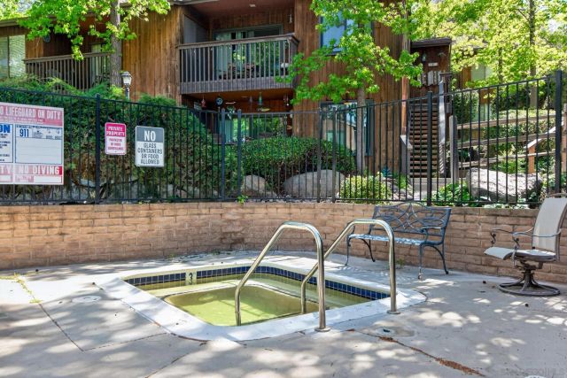 2157 Arnold 201, Alpine, CA 91901