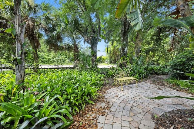 601 41st Avenue, Vero Beach, FL 32968