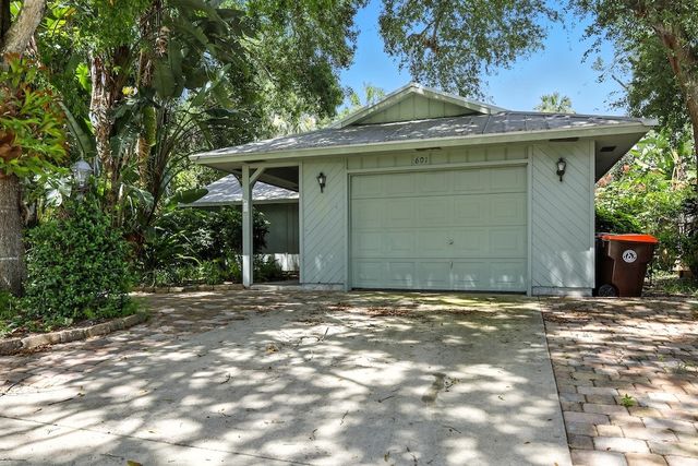 601 41st Avenue, Vero Beach, FL 32968