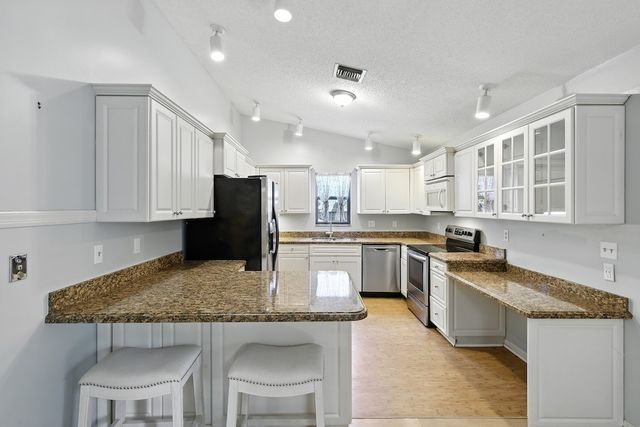 601 41st Avenue, Vero Beach, FL 32968