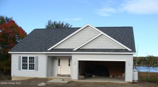 852 Knickerbocker Road, Schaghticoke, NY 12154