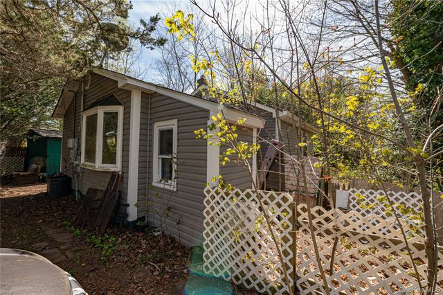 33 Locust Avenue 33 & 29, Southampton, NY 11968