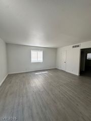 2121 Oceanus Lane 1, Las Vegas, NV 89115