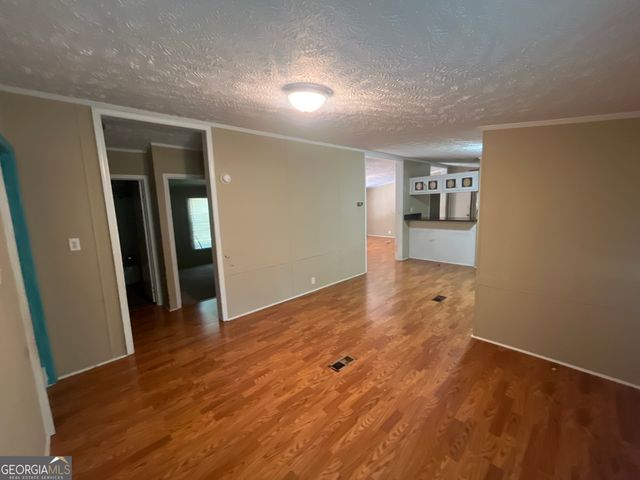 627 Sanders Road, Hull, GA 30646