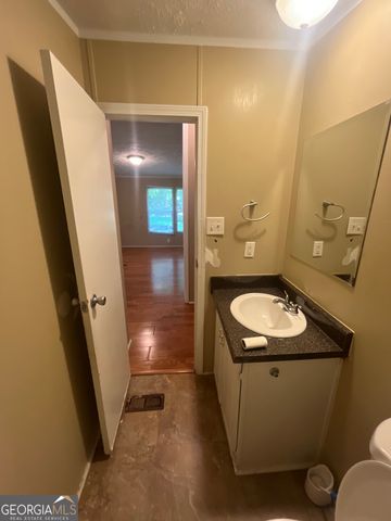627 Sanders Road, Hull, GA 30646