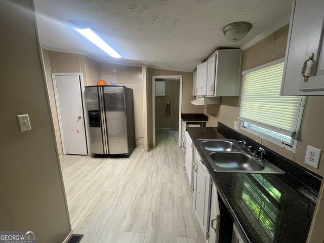 627 Sanders Road, Hull, GA 30646