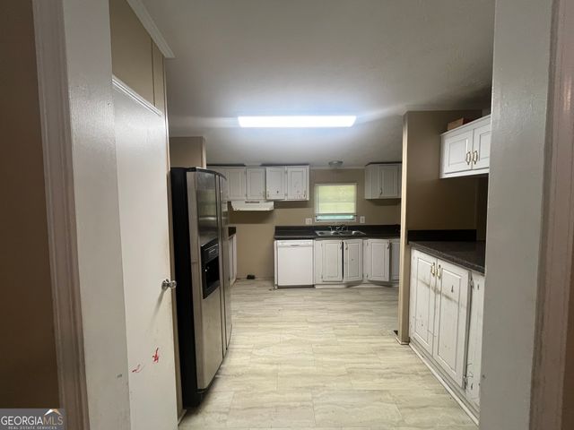627 Sanders Road, Hull, GA 30646