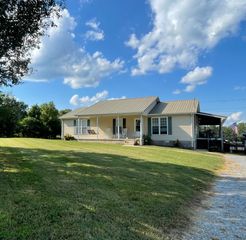 156 Kingston Corner Rd, Shelbyville, TN 37160