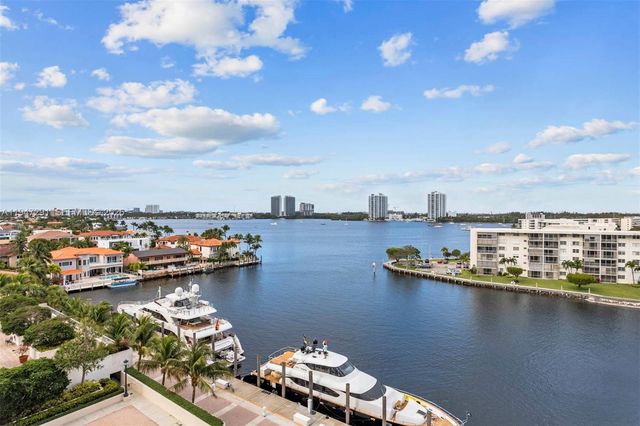 1000 W Island Blvd 812, Aventura, FL 33160