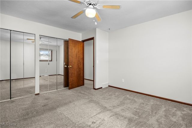 35894 Laurel Circle, North Ridgeville, OH 44039