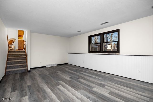 35894 Laurel Circle, North Ridgeville, OH 44039