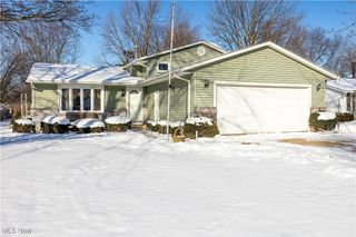 35894 Laurel Circle, North Ridgeville, OH 44039