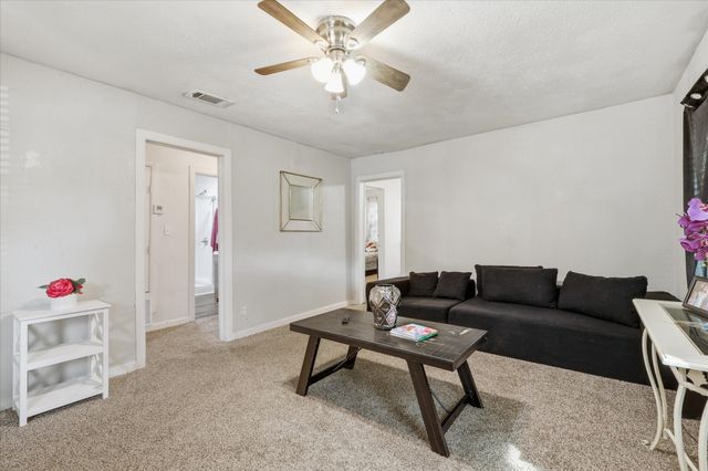 305 Claude Avenue, Cleburne, TX 76031