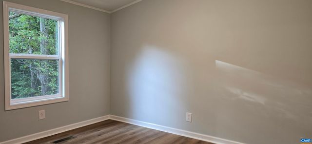 599 BEALS LN, Scottsville, VA 24590