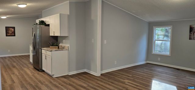 599 BEALS LN, Scottsville, VA 24590