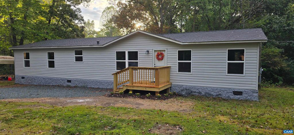 599 BEALS LN, Scottsville, VA 24590