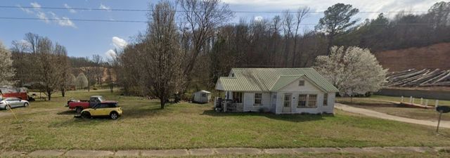 427 Highway 64, W, Waynesboro, TN 38485