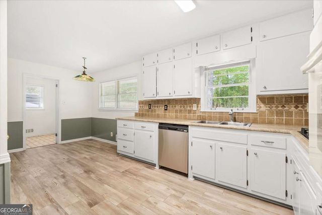 1267 Sycamore Drive SW, Lilburn, GA 30047