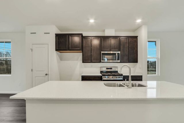 531 yosemite Way, Mundelein, IL 60060